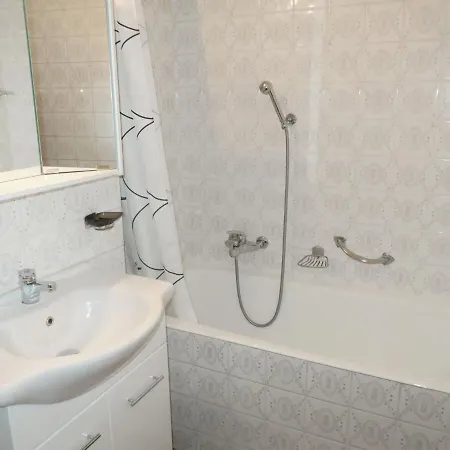 Διαμέρισμα Valaisia 44b By Interhome *